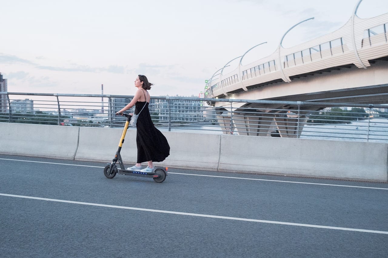 Scooter sharing: the new form of mobility